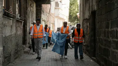 Diyarbakır Sur'da Eşbaşkan çöp topladı, vatandaşları bilinçlendirdi