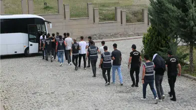 Diyarbakır dahil 22 ilde dolandırıcılık operasyonu: Hesaplarda 52 milyar TL çıktı