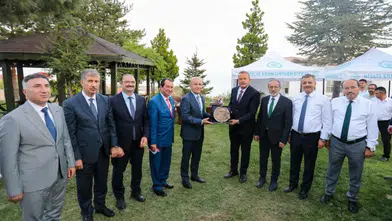Dicle Üniversitesi Rektörü Eronat'tan Ahlat çıkarması: İstişare Toplantısı yapıldı