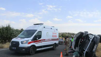 Lice-Kulp kara yolunda minibüs dehşeti 3 can kaybı ve 11 yaralı ile büyük kaza