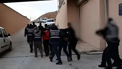Diyarbakır dahil 11 ilde "Sokaklar Güvende" operasyonu: 4 suç örgütünden 106 gözaltı