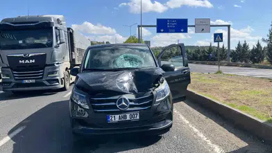 Diyarbakır Sur ilçesinde trafik kazası: Yolun karşısına geçmek isteyen yaya ağır yaralandı