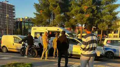 Diyarbakır Kayapınar'da trafik kazası kavgaya dönüştü: Cadde bir anda ringe döndü
