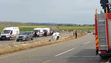 Kocaköy'de trafik kazası Takla atan otomobildeki 4 kişi hastaneye kaldırıldı