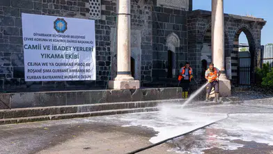 Diyarbakır'da bayram hazırlığı Büyükşehir camilerde hijyen seferberliği başlattı