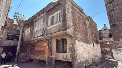 Bağlar'da bir eve dehşet saçan saldırı 20'den fazla mermi kovanı bulundu