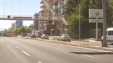 Diyarbakır-Şanlıurfa yolunda üst geçit faciası Bir kişi ağır yaralı