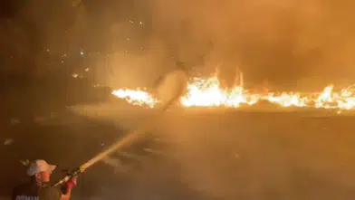 Diyarbakır'da tarım arazisinde korkutan yangın Ekipler alevleri söndürmek için seferber