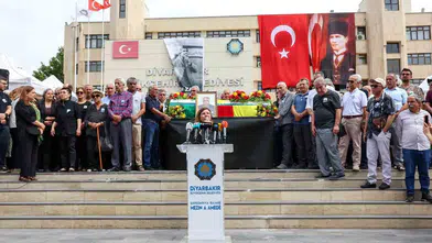 Diyarbakır'da vefa: Eski Başkan Mehdi Zana için anma töreni düzenlendi