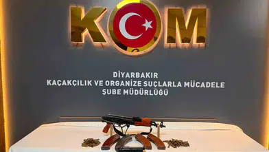 Diyarbakır Emniyeti'nden silah kaçakçılarına ağır darbe 2 kişi cezaevine gönderildi