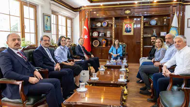 Kırgızistan Büyükelçisi Ruslan Kazakbaev'den Diyarbakır Büyükşehir Belediyesi'ne ziyaret