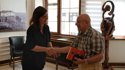 Diyarbakır'da Beşikçi ve Vakıf Başkanı Gürbüz'den DBB’ye ziyaret