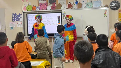 Diyarbakır'da büyük dayanışma: Yetim çocuklara harçlıkları verildi