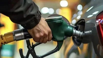 Motorin ve benzinde yüzleri güldüren indirim: Zam haberi de var