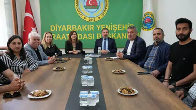 Diyarbakır'da tarım sorunları masaya yatırıldı: Eşbaşkan Bucak Ziraat Odası'nda