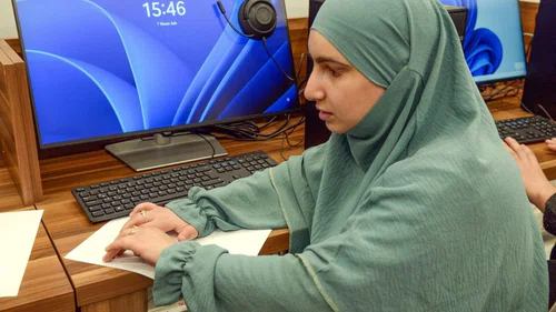 Diyarbakır'da görme engelliler hayaline kavuştu: Sesli kütüphane hizmete girdi