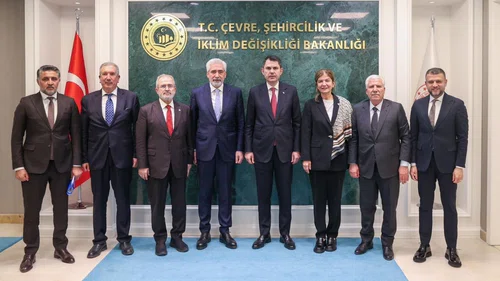 Diyarbakır Milletvekilleri Bakan Kurum'a hem teşekkür etti hem taleplerini iletti