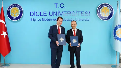 Türkiye Dicle Üniversitesi'ni konuşuyor: Rektör Eronat petrol rezervini anlattı