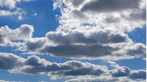 Diyarbakır'da hava ısınıyor: Bazı ilçelerde sağanak yağış var