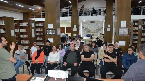 Diyarbakır'da kütüphanelerde bağımlılıkla mücadele eğitimi: Öğrencilere farkındalık aşılanıyor