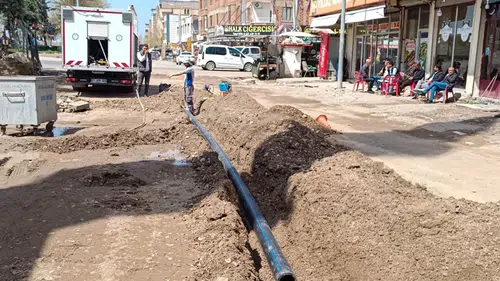 Diyarbakır Bismil'de kanalizasyon hattı yenileniyor: Taşkın riski azaltılıyor