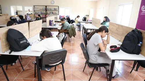 Diyarbakır'daki kütüphane iki ay içinde ilgi odağı oldu