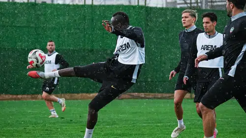 Amedspor'da Bodrum FK maçı öncesi iki alarm birden verildi