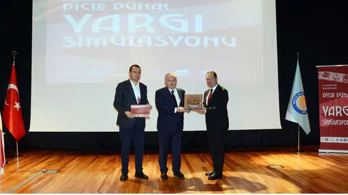 Dicle Üniversitesi'nde Yargı Simülasyonu: 20 üniversiteden 120 öğrenci 4 gün boyunca dosya tartışacak