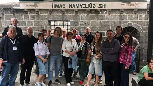 Ukraynalı tiyatro oyuncularına Diyarbakır turu: Kültürel dokuyu keşfettiler