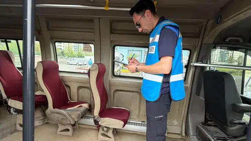 Diyarbakır'da Zabıta'dan minibüs operasyonu: Trafikten men edildi