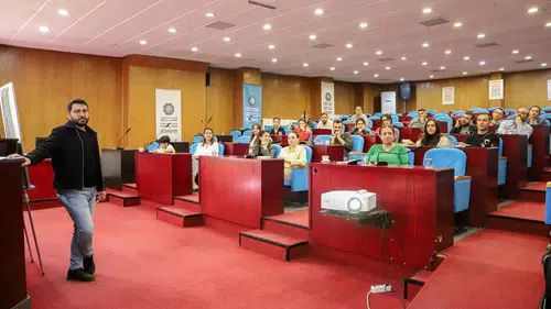 Diyarbakır'da çok dilli belediyecilik atağı: Personele Kurmancca ve Zazaca öğretilecek