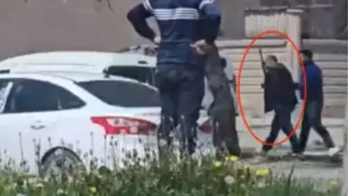 Diyarbakır-Şanlıurfa kara yolunda silahlı saldırı: 1 kişi ağır yaralı