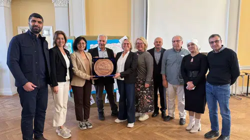 Diyarbakır'ın belediyesinden İsveç'te çok dilli eğitim merkezine ziyaret