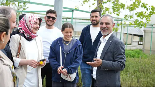 Diyarbakır'da belediyenin sera alanı üniversite öğrencilerine ilham verdi
