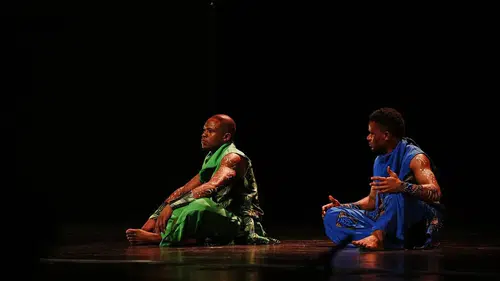 Amed Tiyatro Festivali'nin 6. gününde interaktif okuma ve Nijerya Dansı ilgi gördü