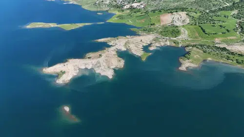 Diyarbakır'ın Maldivleri’nde su seviyesi yükseldi: Turkuaz renge büründü