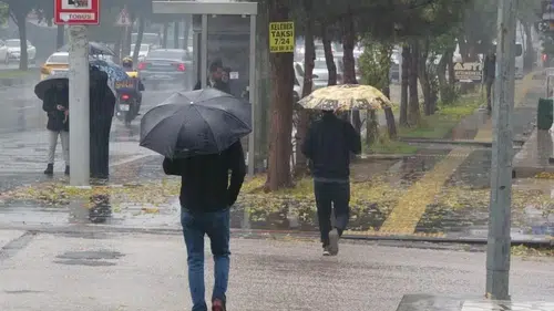 Diyarbakır'a kuvvetli yağış geliyor: Öğleden sonra dikkat