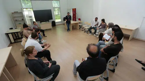 Diyarbakır'da barış sürecine 'dekolonyal' bakış: Halk özne olmalı