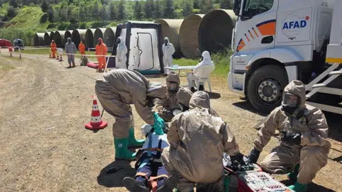 Diyarbakır'da 6.9 büyüklüğünde deprem senaryosu ile afet tatbikatı yapıldı