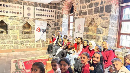 Diyarbakır'da 'Müzem Benim Okulum' projesi sürüyor: Öğrencilere kültürel farkındalık
