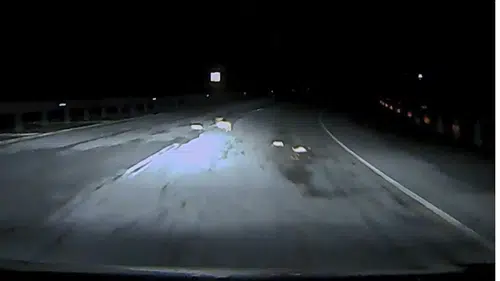 Diyarbakır Bitlis karayolunda trafiği tehlikeye düşüren ihmal