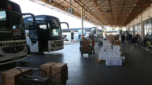 Bayram hareketliliği Diyarbakır otogarına yansımadı: Firmalar son günlerden umutlu