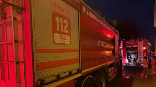 Diyarbakır'da şoke eden olay: Buzdolabı patladı, evde ciddi hasar oluştu