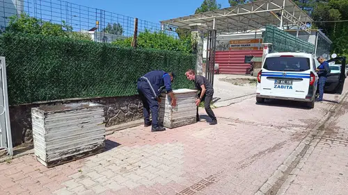Diyarbakır'da kaldırım işgaline belediye geçit vermedi