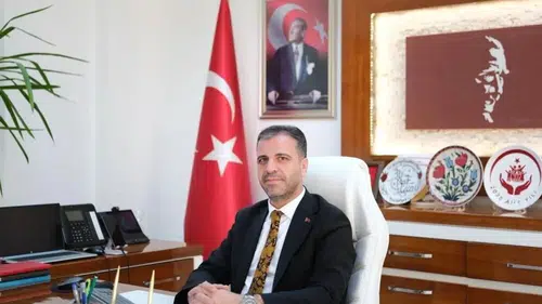 Diyarbakır'da bayrak değişimi: Yeni müdür göreve başladı