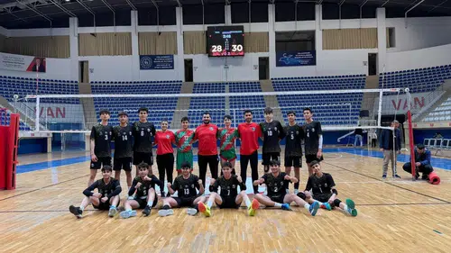 Diyarbakır ekibi voleybolda set vermeden Bölge Şampiyonu oldu: Gözler Türkiye finallerinde