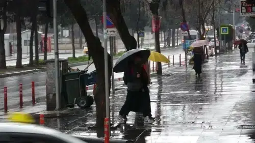 Diyarbakır'da sağanak yağmur etkili olacak: Saati belli oldu