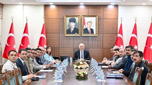 Diyarbakır'da sıfır tolerans dönemi başladı: Vali Zorluoğlu'ndan 'Taviz yok' açıklaması