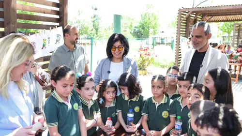 Diyarbakır'da çocukların atık kağıttan yaptığı nesneler alkış topladı