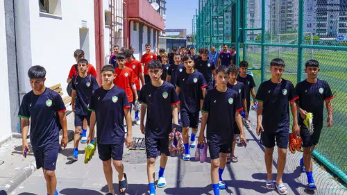 Amedspor'da 5 günlük kamp sonunda 25 oyuncu veda etti